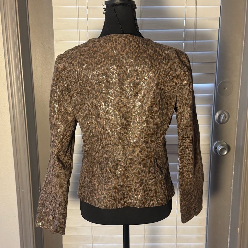 Brown Metallic Leopard Textured Zip-Front Women’s Jacket - Picture 4 of 12